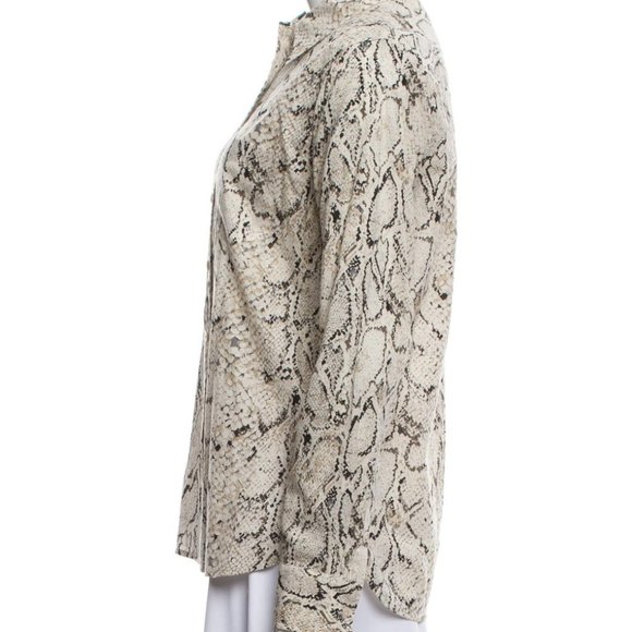 EQUIPMENT BUTTON DOWN SHIRT - SNAKE / PYTHON - Picture 6 of 7